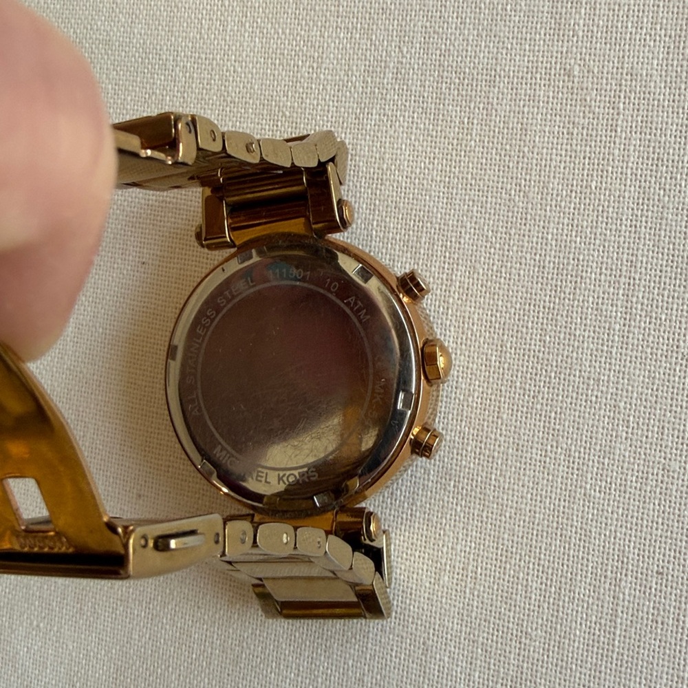 Michael Kors Chronograph Watch - Picture 6 of 7